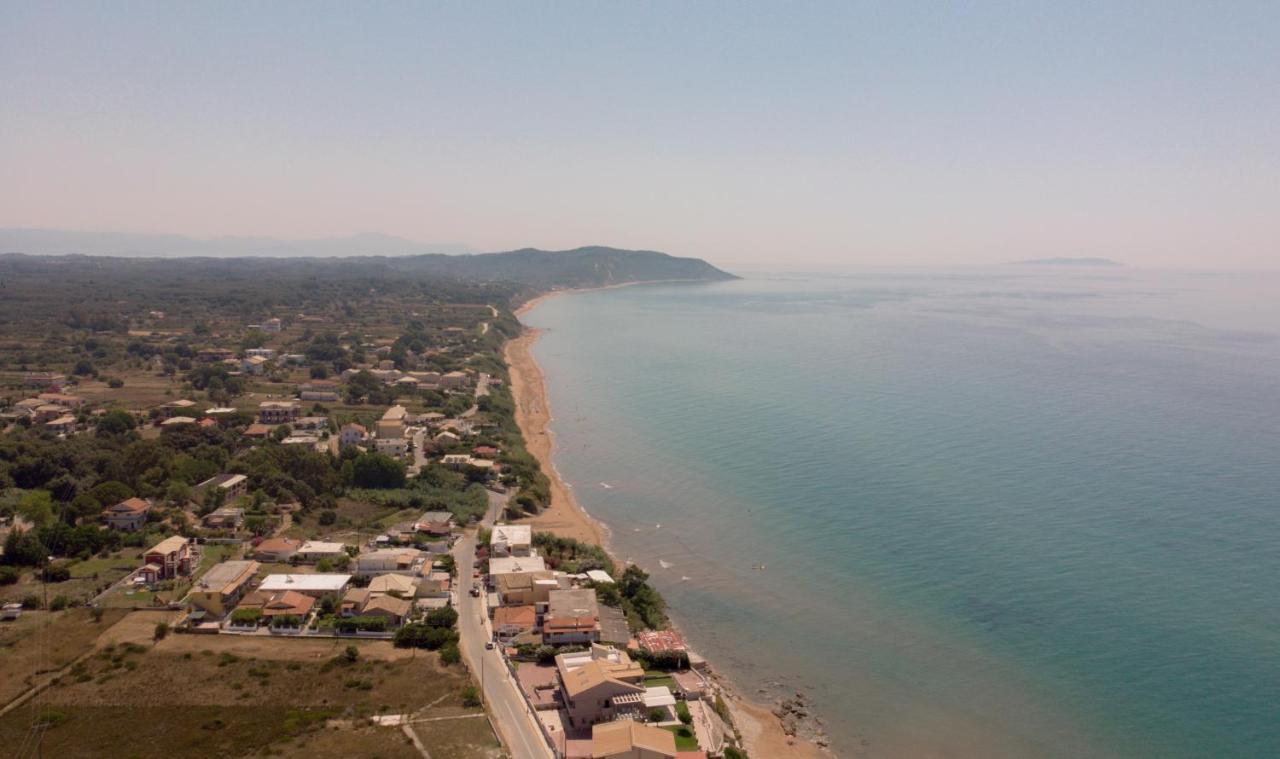 Issos Studios Агиос-Георгиос Экстерьер фото